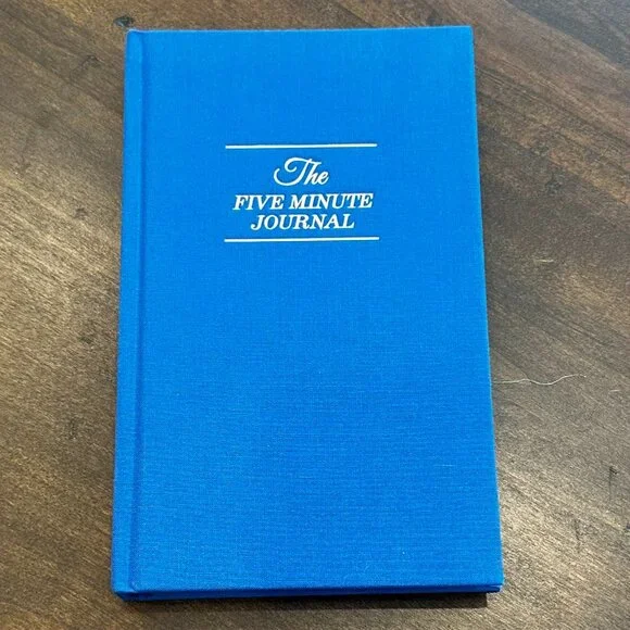 NEW - Intelligent Change - The Five Minute Journal - Blue - Picture 1 of 4